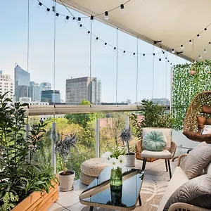 Luxury 2-bedroom Penthouse Skyline 15m Terrace, Garage, Gym, Rooftop & Only 500 M To Metro Apartament